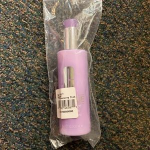 Clinique cleansing milk